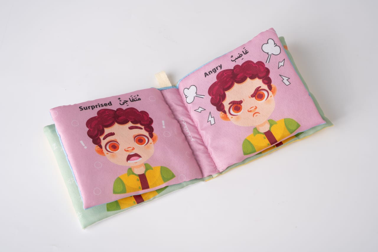 مجموعة كتب قماشية تعليمية ثنائية اللغة للأطفال 12 كتاب لتنمية الحواس والتعلم المبكر مجموعة كتب قماشية تعليمية ثنائية اللغة للأطفال 12 كتاب لتنمية الحواس والتعلم المبكر